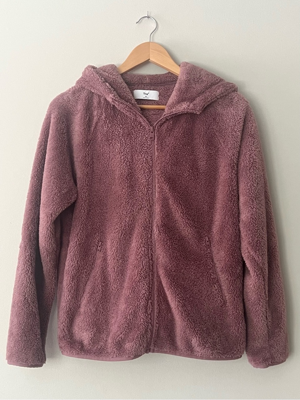 Aritzia TNA Fuzzy Zip Up Fleece Hoodie Mauve XS
